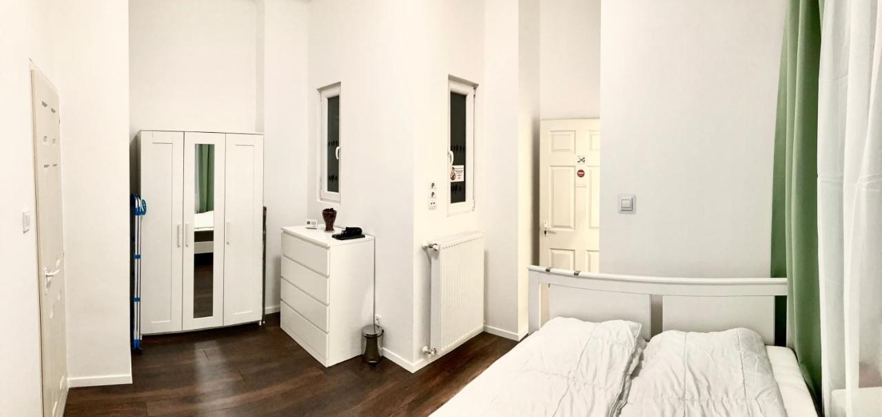 Apartamento Box Studio In Ruin Pub District
