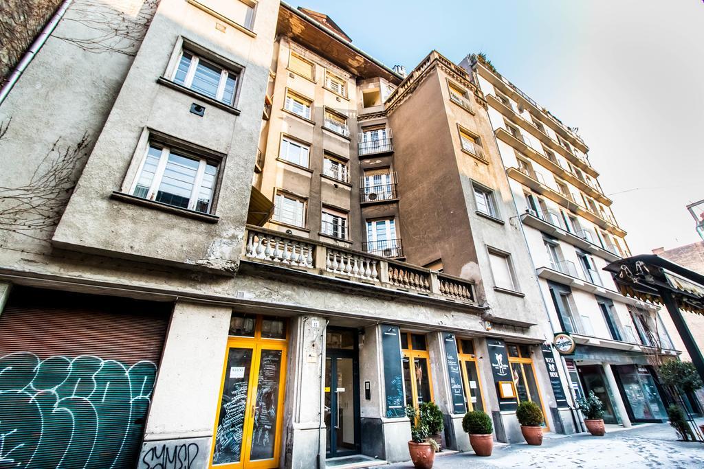 Box Studio In Ruin Pub District Apartamento Budapeste